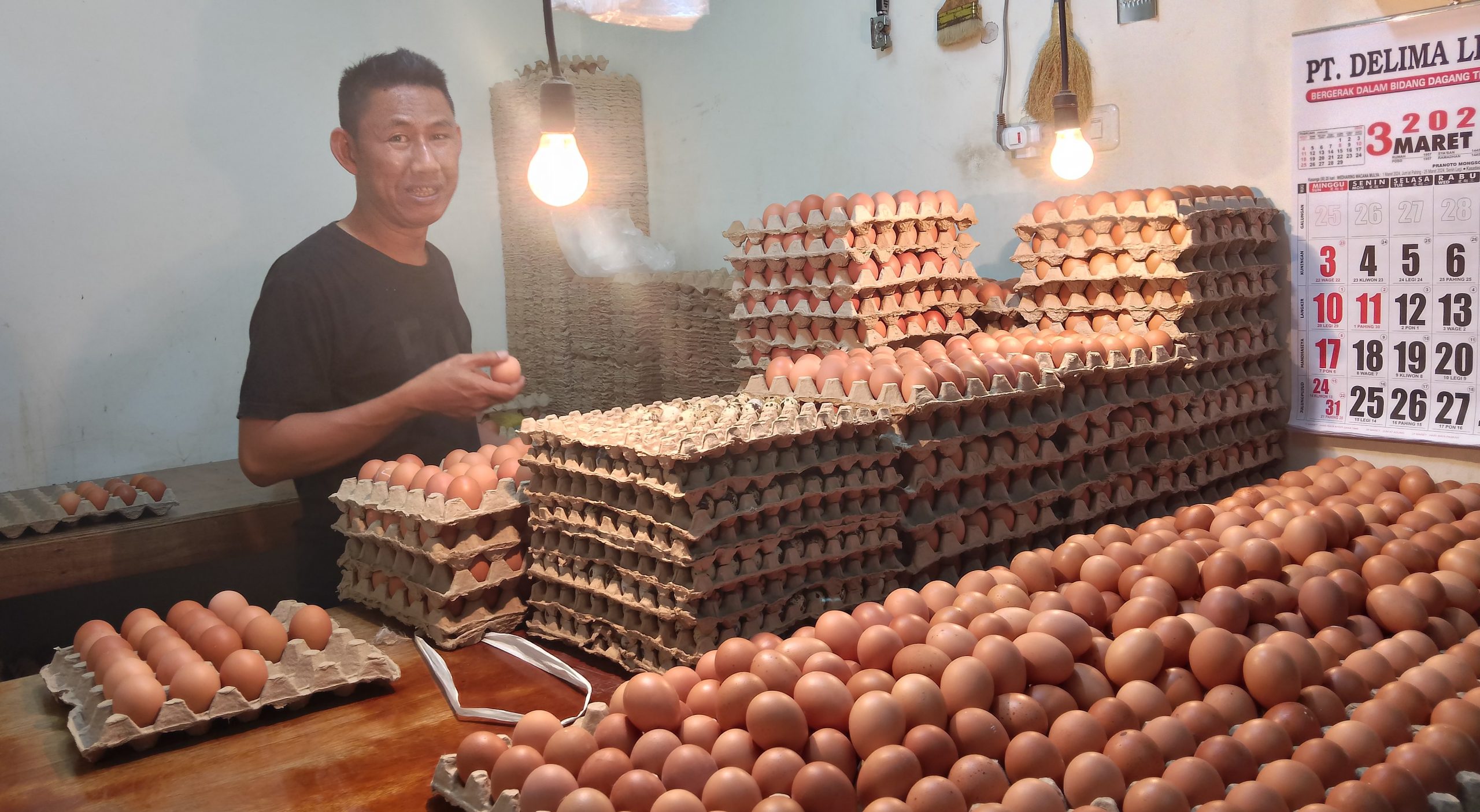 Harga telur melonjak naik (dok: katakaltim)